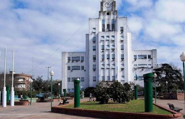 A partir de octubre, la plaza se llenará de artistas.