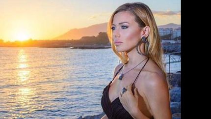 el enorme gesto de evangelina anderson