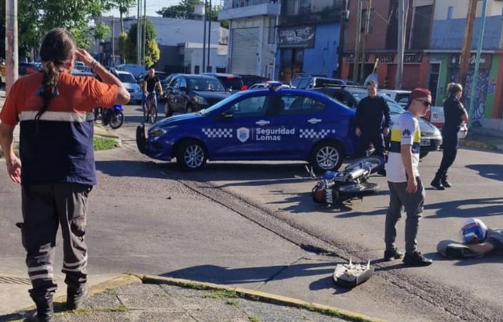 Defensa Civil, Emergencias Lomas y la Policía trabajaron en el lugar.
