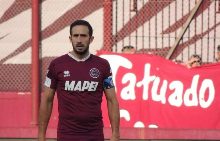 Carlos Izquierdoz lamentó la goleada sufrida por Lanús ante Huracán.