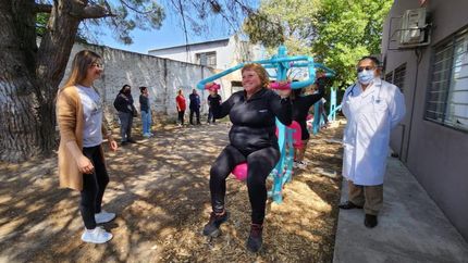 Las vecinas realizaron una rutina de ejercicios.