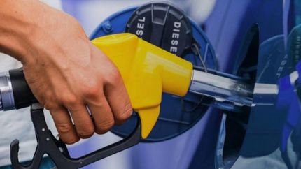 Se conoció el verdadero motivo por el cual bajará el precio de los combustibles.