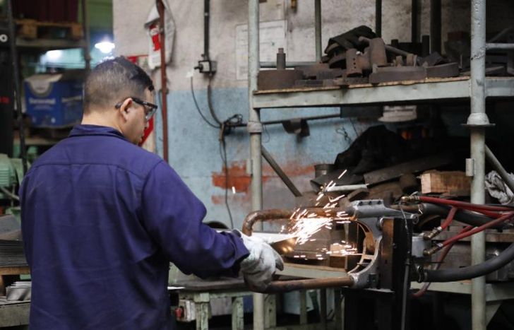 El nivel de empleo mejoró respecto a la pandemia y al macrismo.