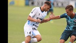 Federico Mazur se lesionó en el amistoso del miércoles con Español.