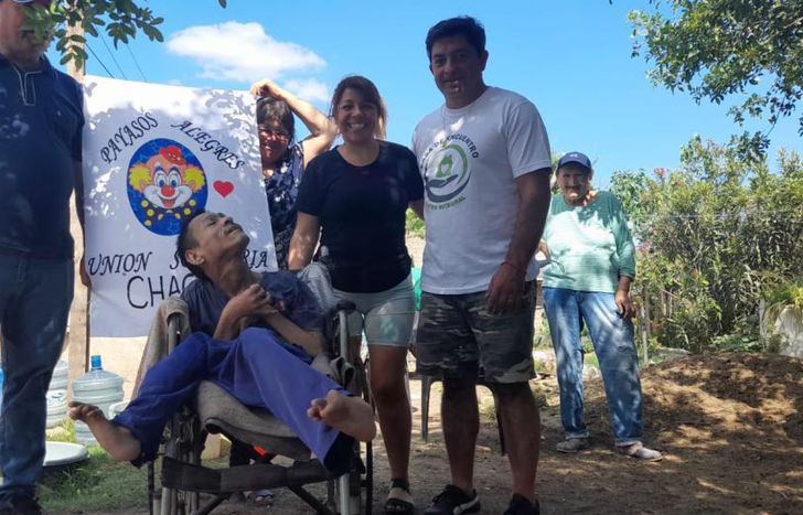 Apadrinan a un merendero que lleva el nombre de la ONG lomense, pero quieren ir más allá.