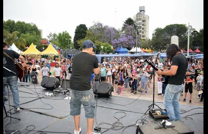 la plaza será el punto de reunión de los vecinos en esta primavera.