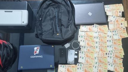 Elementos robados a la víctima en Lomas.