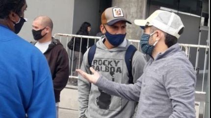 Sosa partió este domingo con destino a España.