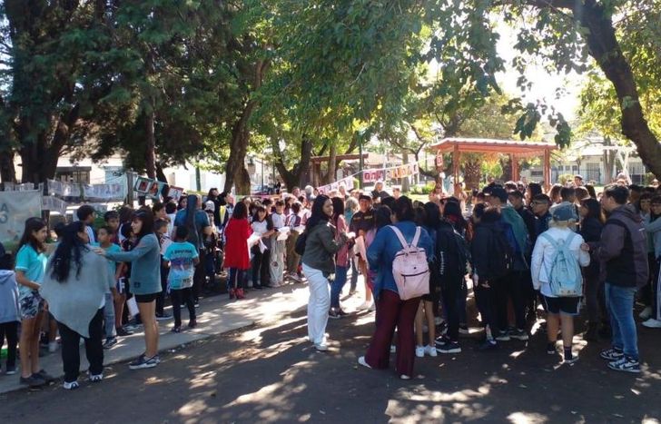 Las escuelas expondrán trabajos relacionados a la Noche de los Lápices.