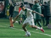 Jeremías Acosta hizo su debut en la Primera de Banfield.