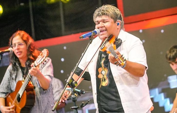 El invitado especial será el cantante y violinista Juanjo Abregú.