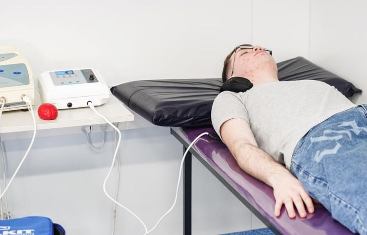 La UPA está sobre la Avenida Presidente Perón y Recondo.