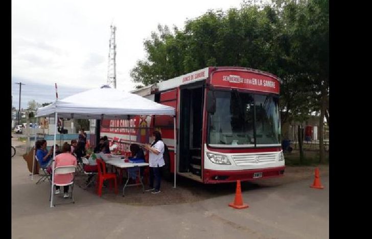 mañana en la Plaza San Martín de Turdera.