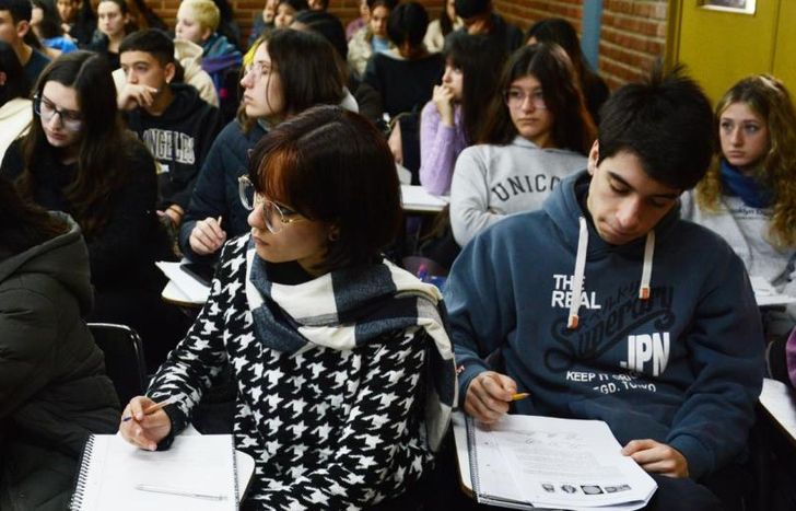 El CBC cuenta con aproximadamente 93 mil estudiantes activos.
