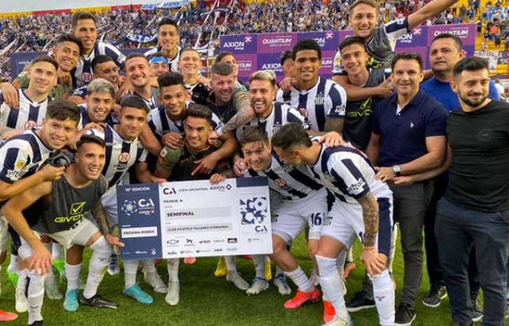 La felicidad del plantel de Talleres.