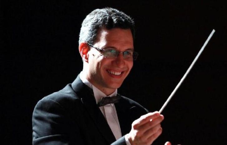 Darío Ingignoli es un director de la orquesta.