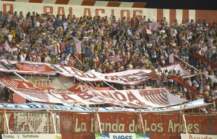 Los Andes vuelve a jugar con todo su público.