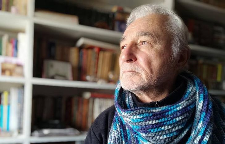 Lanza su tercer disco.