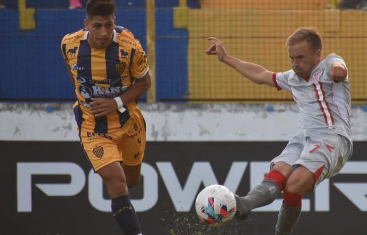 Gastón Ada deberá pasar por el quirófano.
