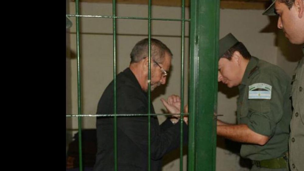 La primera foto de Ricardo Jaime entre rejas, a la espera de la indagatoria