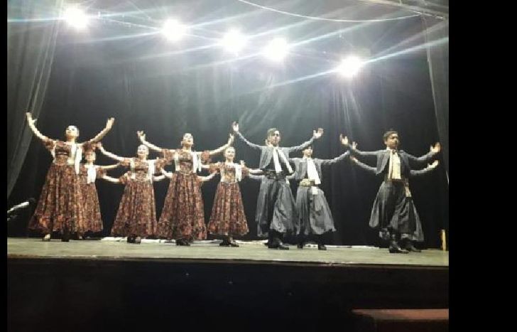 Habrá más de 10 grupos en escena.