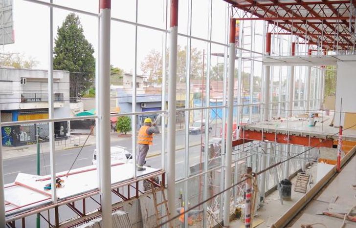 Van a atender a más de mil pacientes por día.