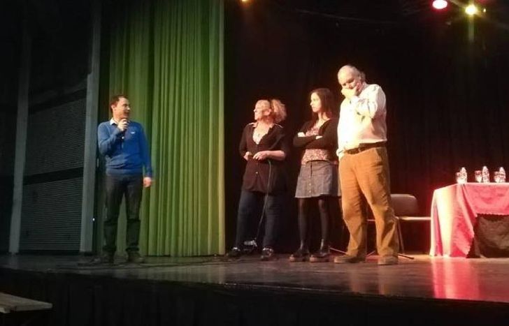 El Teatro del Municipio fue la sede del encuentro.