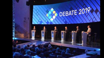 el debate minuto a minuto: alberto fernandez volvio a cruzar a macri: no se que pais gobierna