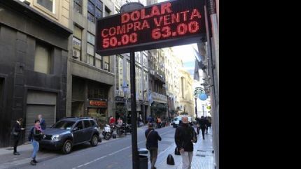 advierten que la crisis cambiaria era ?evitable? y que ahora se ?reavivara? la inflacion