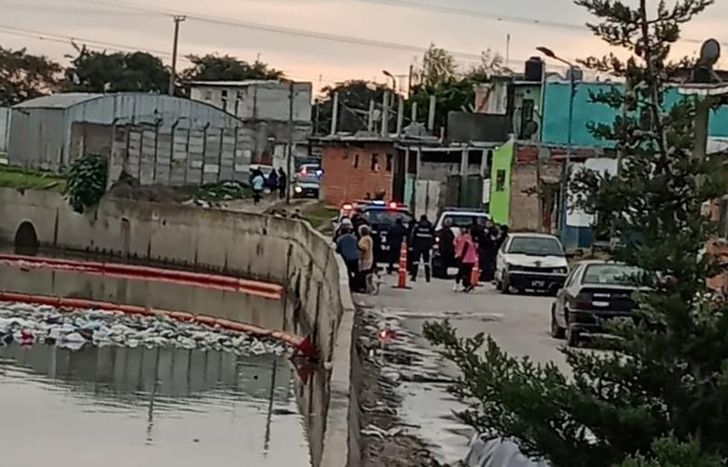 El cuerpo fue hallado dentro de una valija.