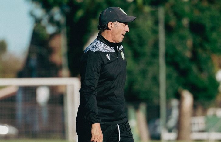 Pedro Troglio le marcó la cancha a la dirigencia de Banfield.