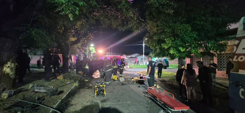 El choque fatal fue en la zona residencial de Lomas de Zamora.