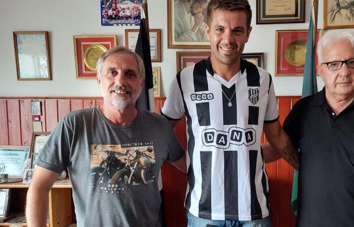 Córdoba llega para reforzar el arco.