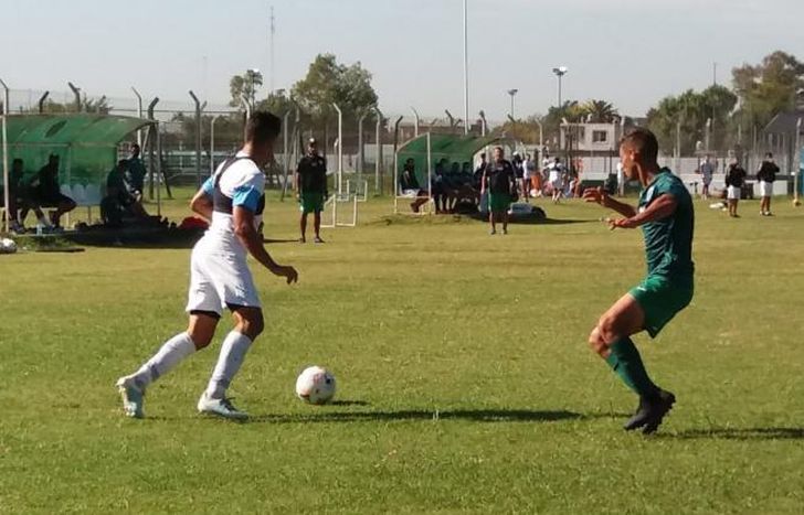El Celeste alternativo se impuso ante Camioneros por 2 a 1.