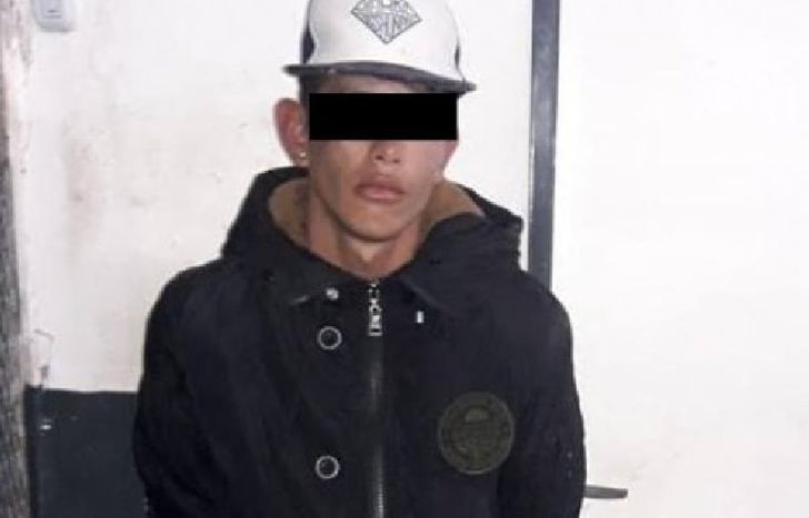 El joven que intentó asaltar a los chicos.