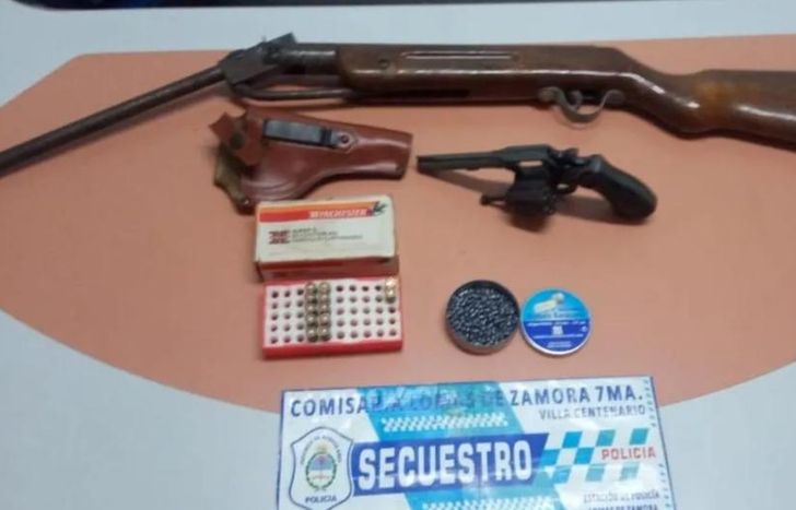 Los elementos secuestrados en poder del imputado.