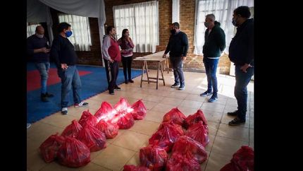 ya entregaron mas de 4 mil bolsones de comida en instituciones de lomas