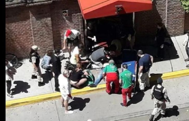 el sospechoso fue apresado cuando, al ingresar los datos identificatorios en la terminal de Migraciones.