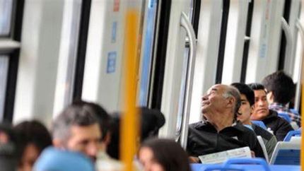 transporte: massa frena el aumento de tarifas por 90 dias