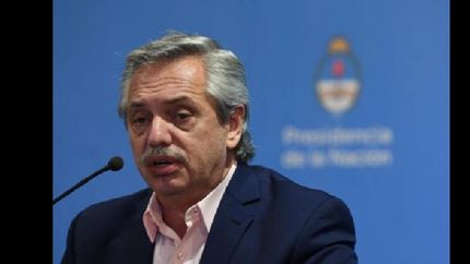 respondió mensajes a través de su red social twitter.
