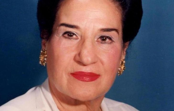 Supo ser emblema de la literatura lomense y recibió mucho premios y distinciones en la zona.