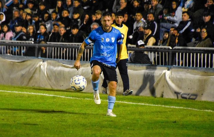 Fernando Brandán habló sobre su continuidad en Temperley.