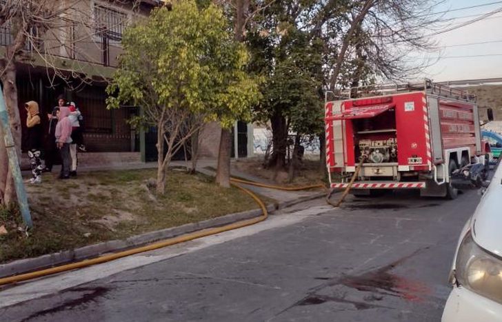En Campana y Colectora de Juan Domingo Perón.