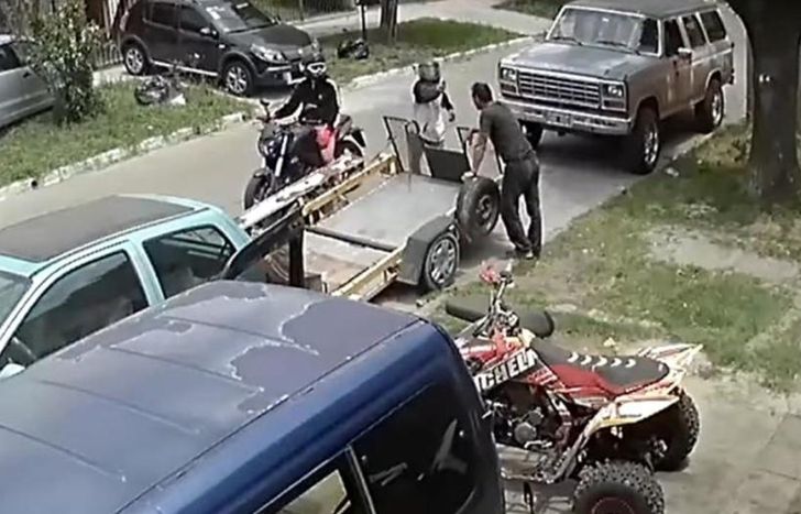 El ataque quedó filmado.