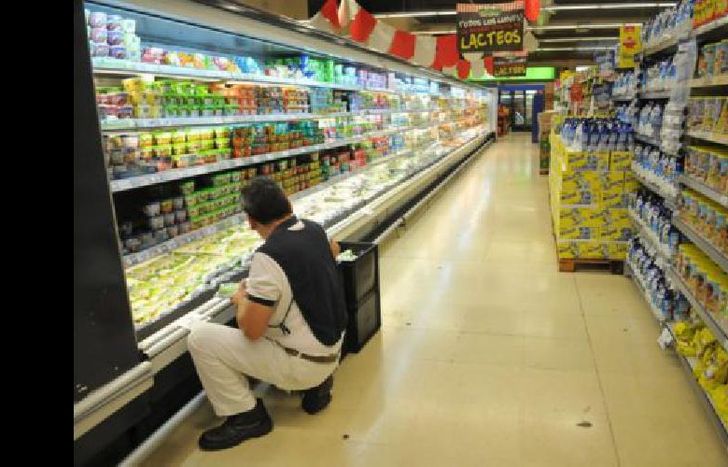 la economía sigue en caída libe.