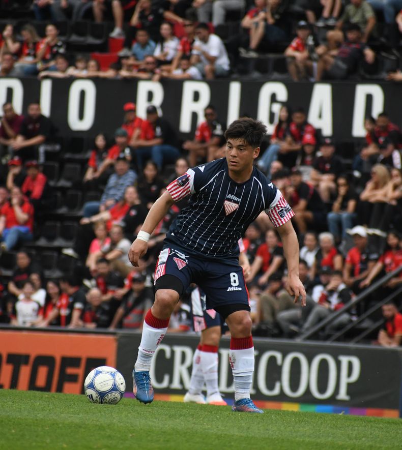 Sergio Ortiz, volante de Los Andes.
