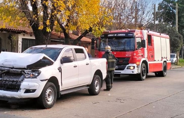 Así quedó la camioneta tras el choque.