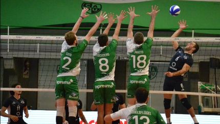 Prieto y Coto fueron los mejores del Defe.