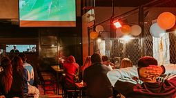 El sector gastronómico de Lomas apuesta a la Selección con promociones y descuentos,