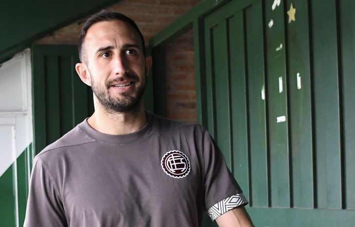 Carlos Izquierdoz, referente de Lanús.